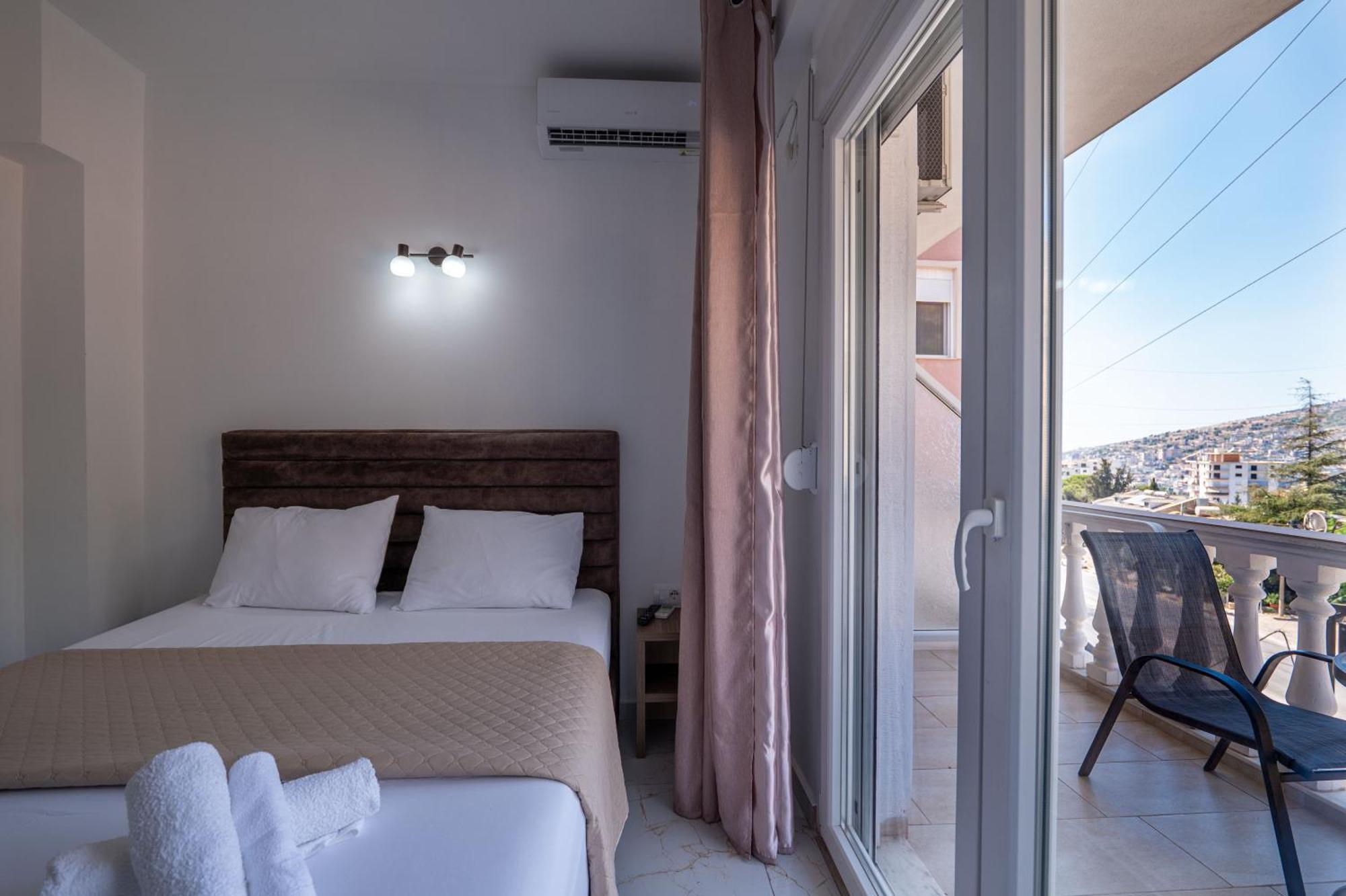 Hotel Elite Саранда Экстерьер фото